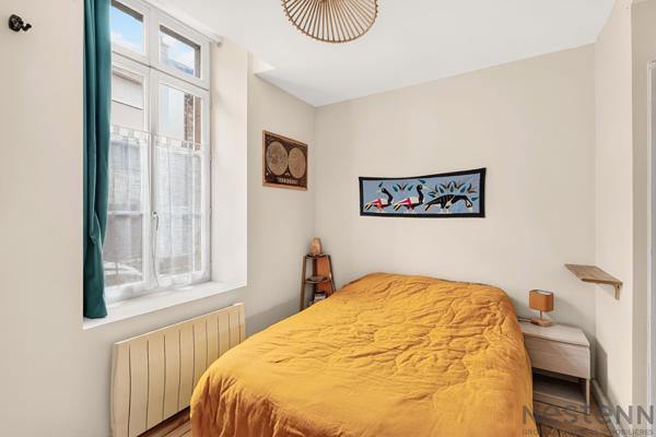 VENTE SAINT-BRIEUC  QUARTIER SAINT-MICHEL  APPARTEMENT RÉNOVÉ AVEC GRANDE TERRASSE ET STUDIO INDÉPENDANT
