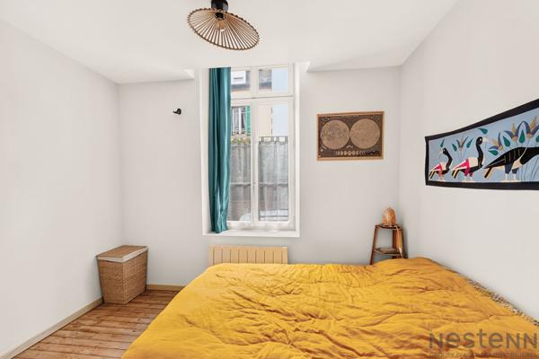 VENTE SAINT-BRIEUC  QUARTIER SAINT-MICHEL  APPARTEMENT RÉNOVÉ AVEC GRANDE TERRASSE ET STUDIO INDÉPENDANT