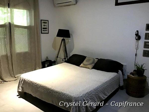 Villa avec piscine, 5 pièces à REMIRE MONTJOLY (973)