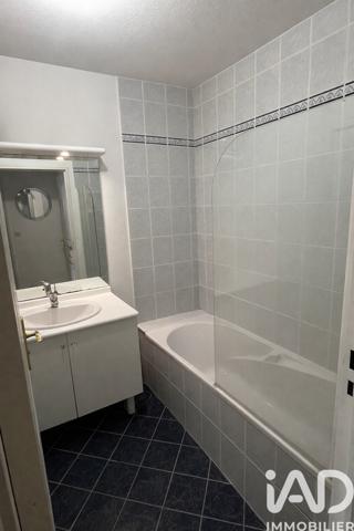 Appartement à vendre 2 pièces 56 m² Lambesc