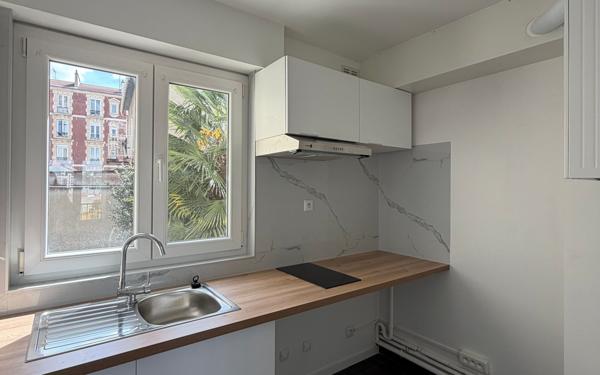 Appartement à louer    1 pièce • 23,29 m2 Saint-Ouen