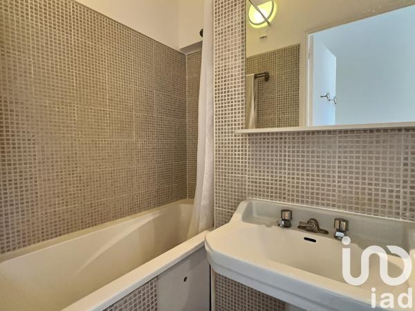 Location appartement 5 pièces 88 m² Toulon