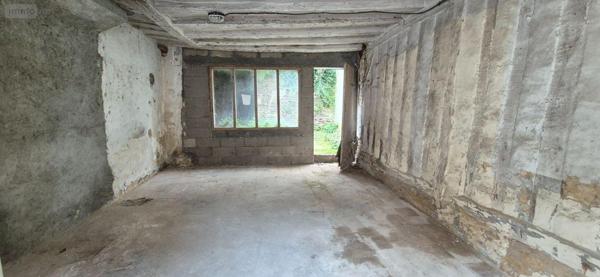 Garage fermé à vendre à Bonnétable dans la Sarthe (72110), ref : 13808/686   
CENTRE