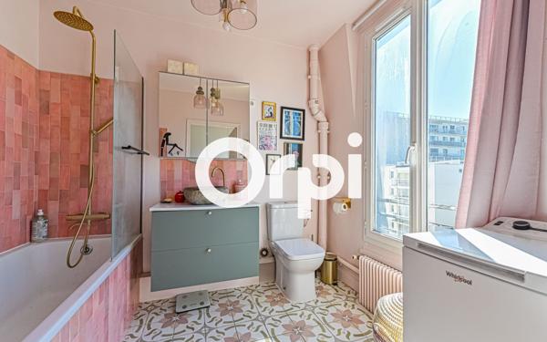 Appartement à vendre    2 pièces • 41,80 m2 Paris 12