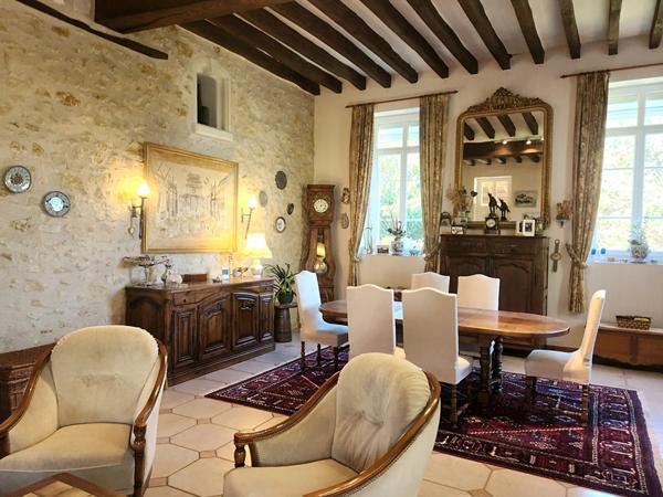 Immobilier Loches (37600) – Maison 175m2 – 310 000 €