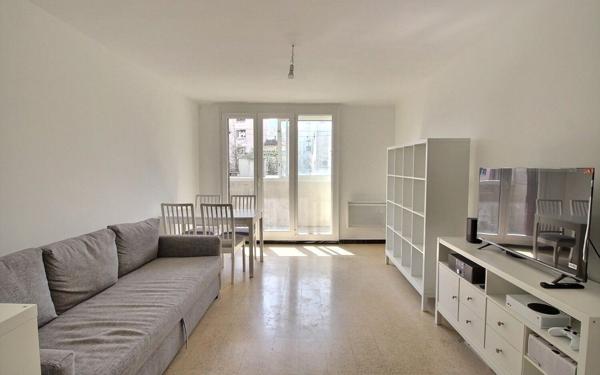 Appartement à vendre    3 pièces • 58 m2 Marseille 10
