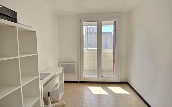 Appartement à vendre    3 pièces • 58 m2 Marseille 10