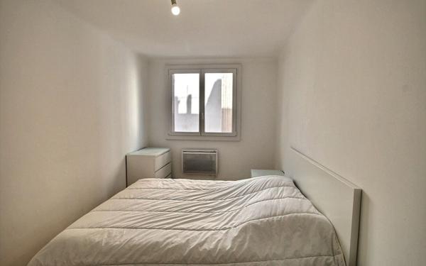 Appartement à vendre    3 pièces • 58 m2 Marseille 10