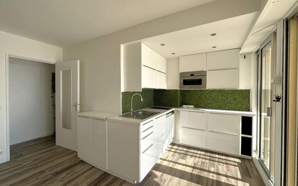 Appartement à vendre    1 pièce • 23,26 m2 Menton