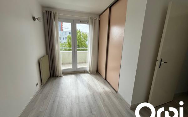 Appartement à louer    3 pièces • 68,69 m2 Élancourt