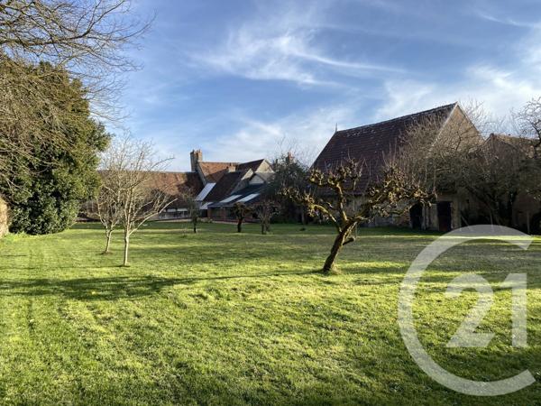 Maison à vendre  12 pièces - 330 m2 JARS - 18