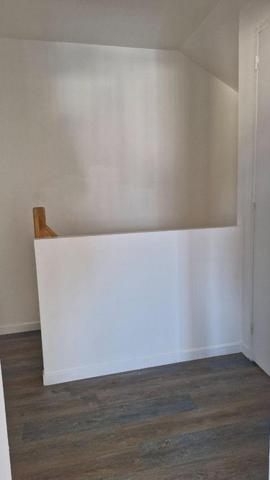 Maison de ville à louer à Neufchâtel-en-Bray en Seine-Maritime (76270), ref : LOCA/588 Centre