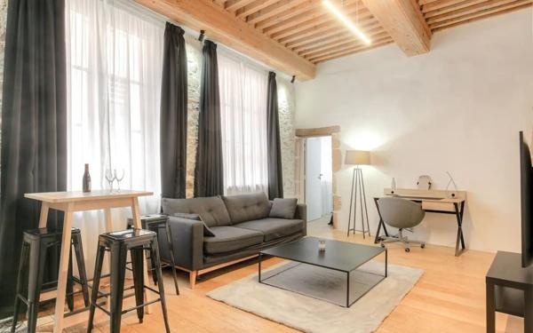 Appartement à louer    3 pièces • 70,87 m2 Lyon 5