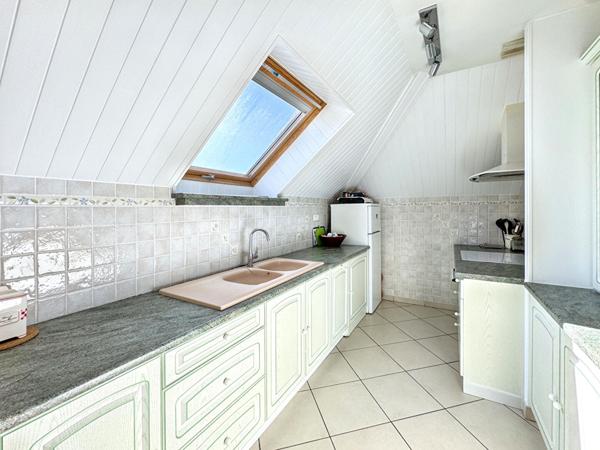 T4 DERNIER ÉTAGE -TERRASSE 50 m²-DOUBLE BOX-CAVE-ST SÉBASTIEN SUR LOIRE,  
Saint sebastien sur loire 44230