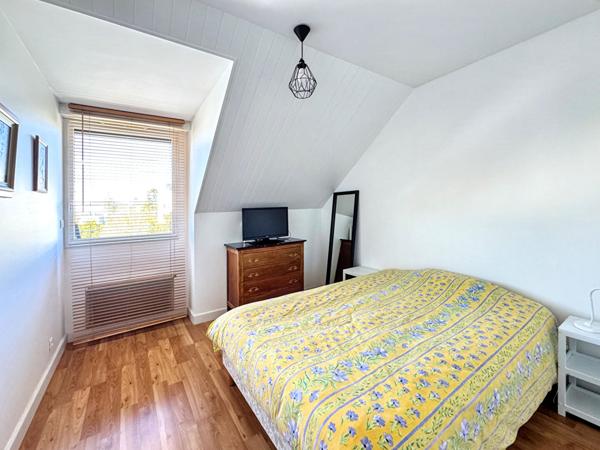 T4 DERNIER ÉTAGE -TERRASSE 50 m²-DOUBLE BOX-CAVE-ST SÉBASTIEN SUR LOIRE,  
Saint sebastien sur loire 44230