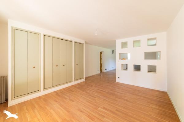 Maison à vendre |                                       Lafox |                                        8 pièces  |  213 m²