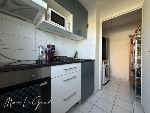 Appartement
         2 pièces
        - 51 m² Exclusivité 125 000 € *