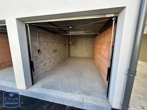 Appartement à louer 2 pièces 46.85m²