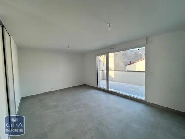 Appartement à louer 2 pièces 46.85m²