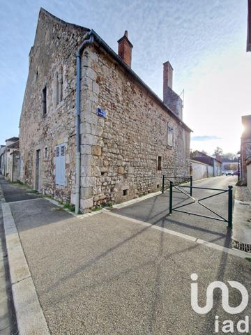 Maison à vendre 3 pièces 370 m² Saint-Benoît-sur-Loire