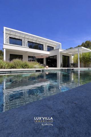 Castelnau-le-Lez (34170) Villa d’architecte – Élégance contemporaine