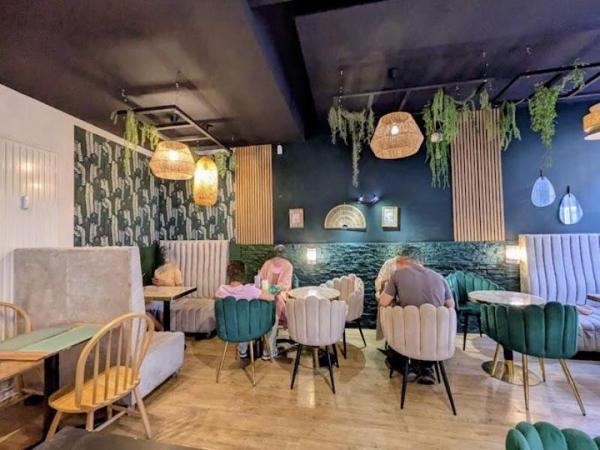 Local commecrial à Louer à LILLE 3684 €