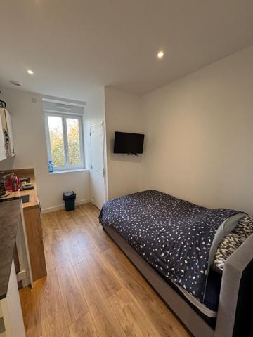 STUDIO MEUBLE CENTRE VILLE PROVISION CHAUFFAGE EAU WIFI , Brest