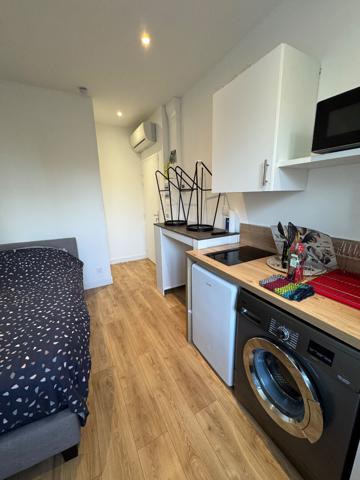 STUDIO MEUBLE CENTRE VILLE PROVISION CHAUFFAGE EAU WIFI , Brest