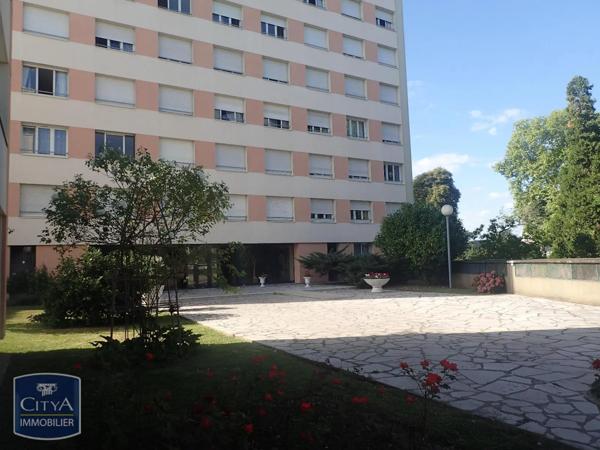 Appartement à louer 4 pièces 87.62m²