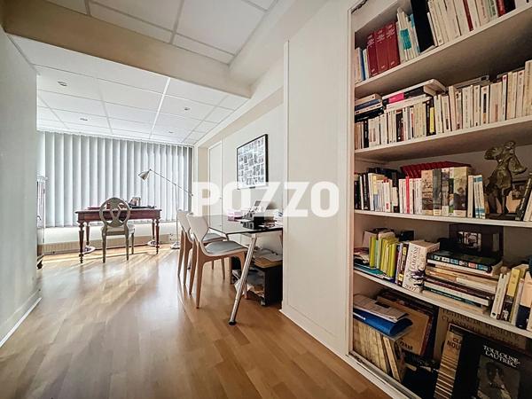 Appartement Cherbourg En Cotentin 6 pièce(s) 175.10 m2 CHERBOURG EN COTENTIN