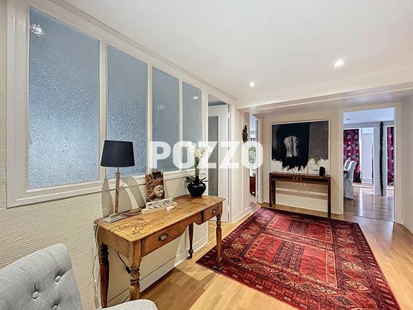 Appartement Cherbourg En Cotentin 6 pièce(s) 175.10 m2 CHERBOURG EN COTENTIN