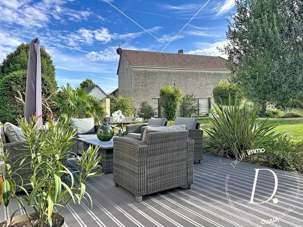 UNE MAISON SUR SOUS-SOL TOTAL QUI COCHE TOUTES LES CASES : VOLUMES, PISCINE, SOUS-SOL, CALME ET AUCUN TRAVAUX !