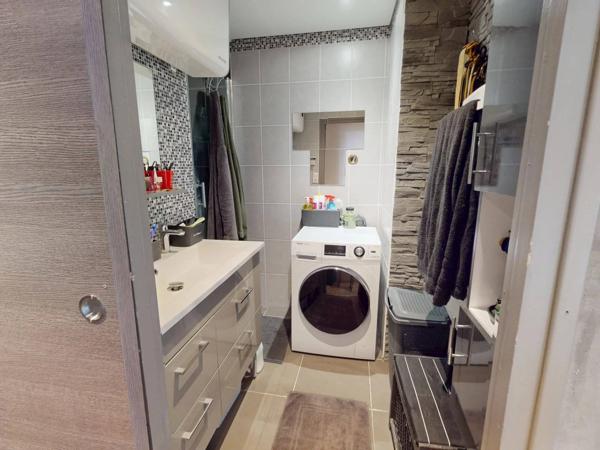 Appartement de Type 4 avec balcon et Garage, Ascenseur