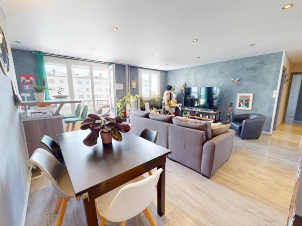 Appartement de Type 4 avec balcon et Garage, Ascenseur