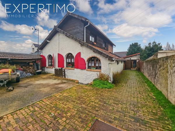Massy (91300) Maison principale + Maison en lot arrière édifiée sur une parcelle de 387 m²