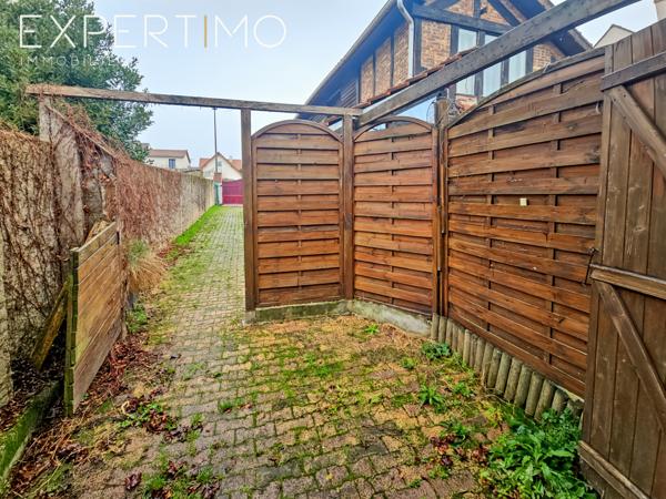 Massy (91300) Maison principale + Maison en lot arrière édifiée sur une parcelle de 387 m²