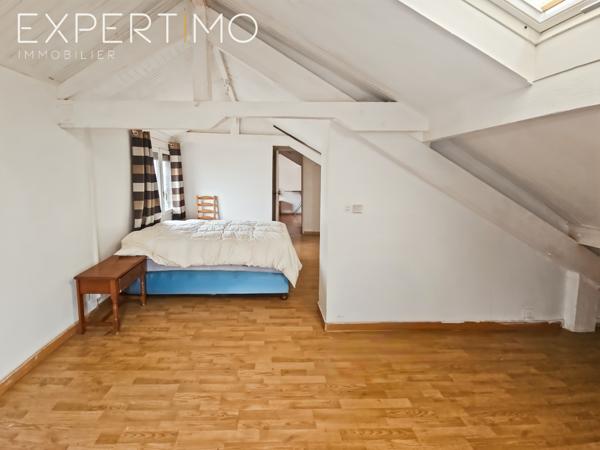 Massy (91300) Maison principale + Maison en lot arrière édifiée sur une parcelle de 387 m²