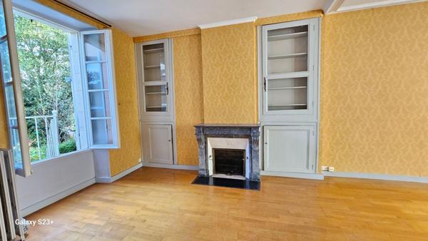 Maison Niort 9 pièces 195 m²
