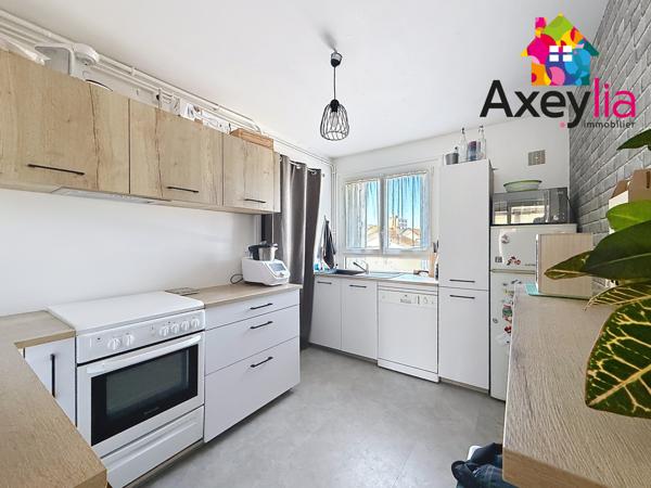 Le Coteau (42120) A VENDRE - LE COTEAU - APPARTEMENT T3 RÉNOVÉ AVEC TERRASSE PRIVATIVE ET CAVE