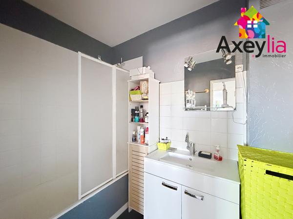 Le Coteau (42120) A VENDRE - LE COTEAU - APPARTEMENT T3 RÉNOVÉ AVEC TERRASSE PRIVATIVE ET CAVE