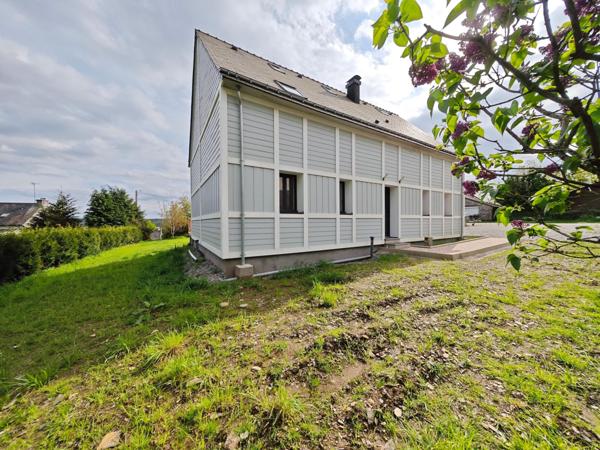 Maison à Elven, 56250 - 6 pièces 169m²