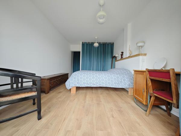 Maison à Elven, 56250 - 6 pièces 169m²