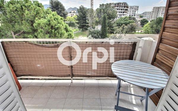 Appartement à vendre    3 pièces • 53 m2 Marseille 10