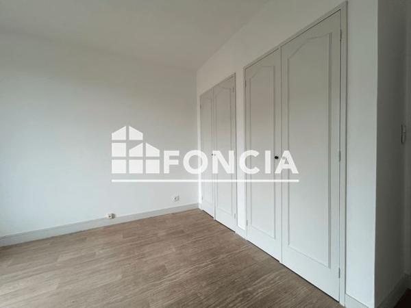 Location Appartement 3 pièces 66.8 m² - 65-67 ET 69 RUE MAINDRON Cholet 49300