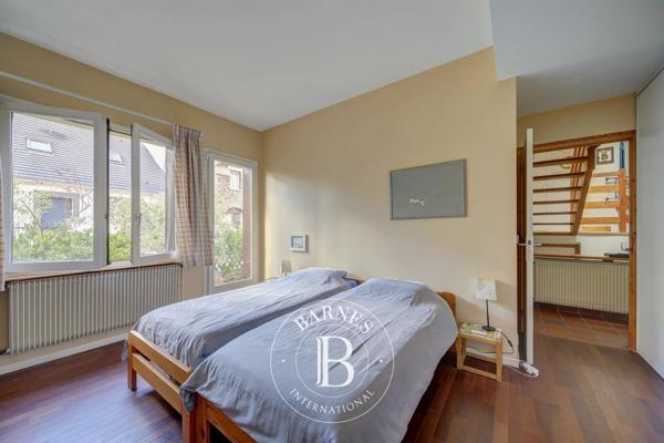 Viroflay, Maison 5 Chambres -  183 m² à vendre