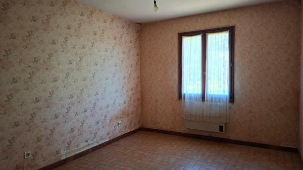 A vendre : Maison familiale à rénover 130m2 sur  DIGNE LES BAINS (04)