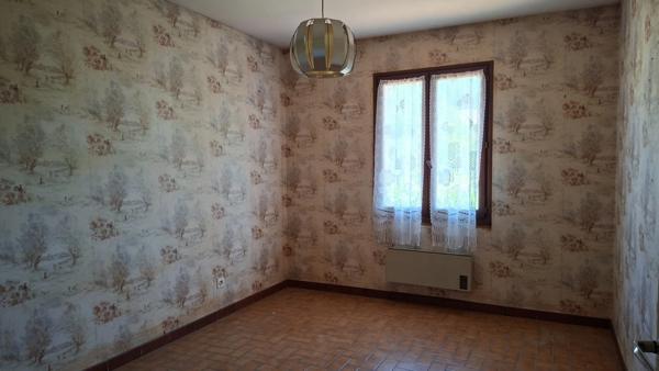 A vendre : Maison familiale à rénover 130m2 sur  DIGNE LES BAINS (04)
