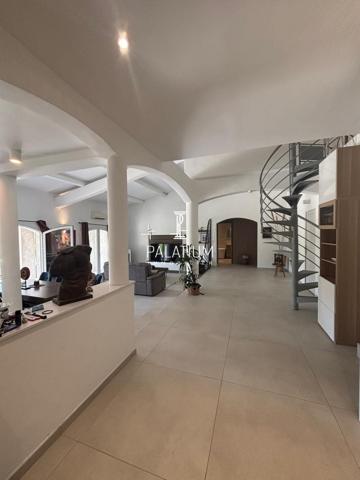 St Raphael Charmante Maison avec piscine 160 m2