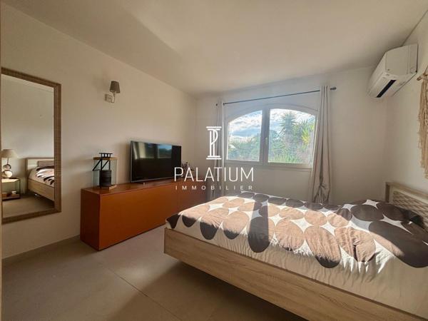 St Raphael Charmante Maison avec piscine 160 m2