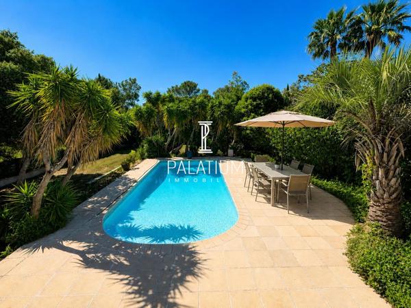 St Raphael Charmante Maison avec piscine 160 m2